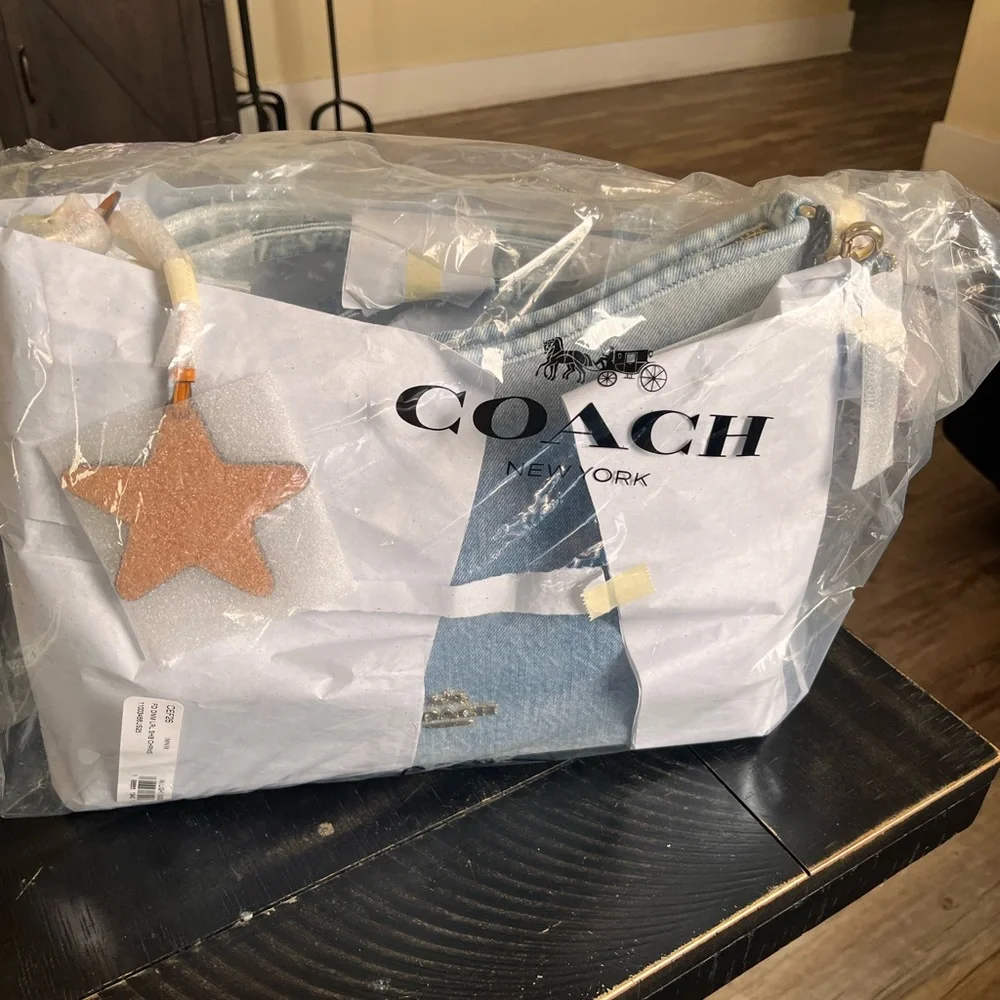 NWT Coach Loved DENIM Laurel Shoulder w/charms n crossbody strap factory wrapped - Picture 5 of 6